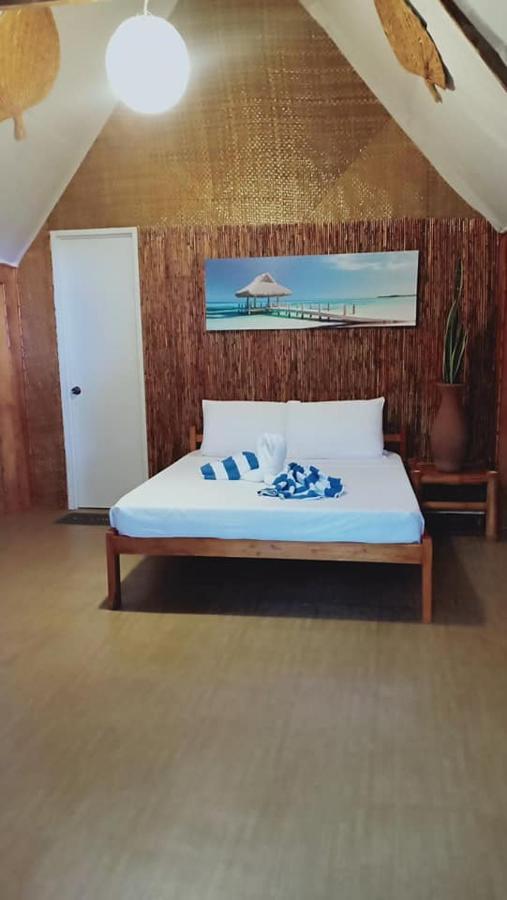 Sol Y Mar Beach Resort General Luna  Esterno foto